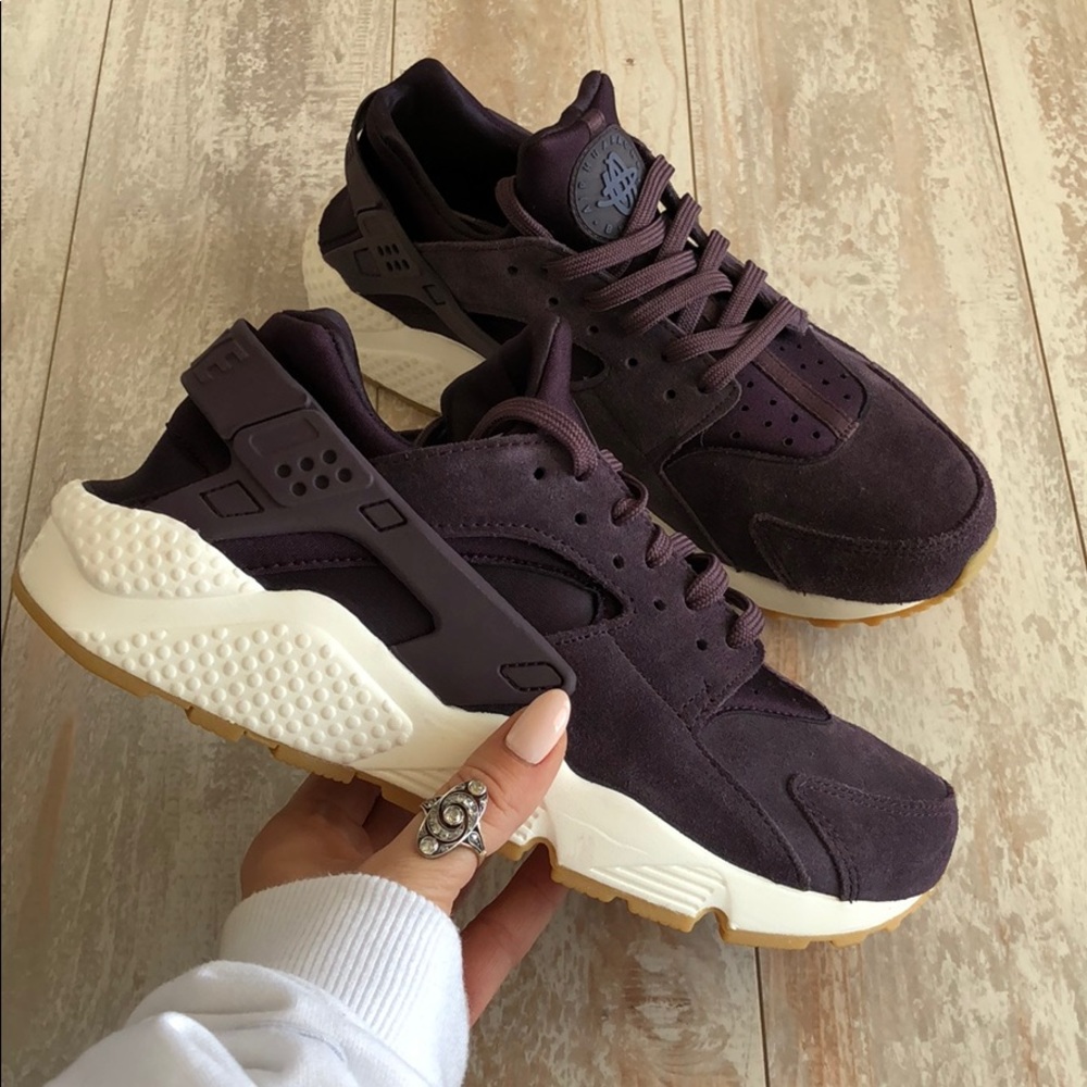 NWT Nike Air huarache run Suede port wine - Picture 8 of 8